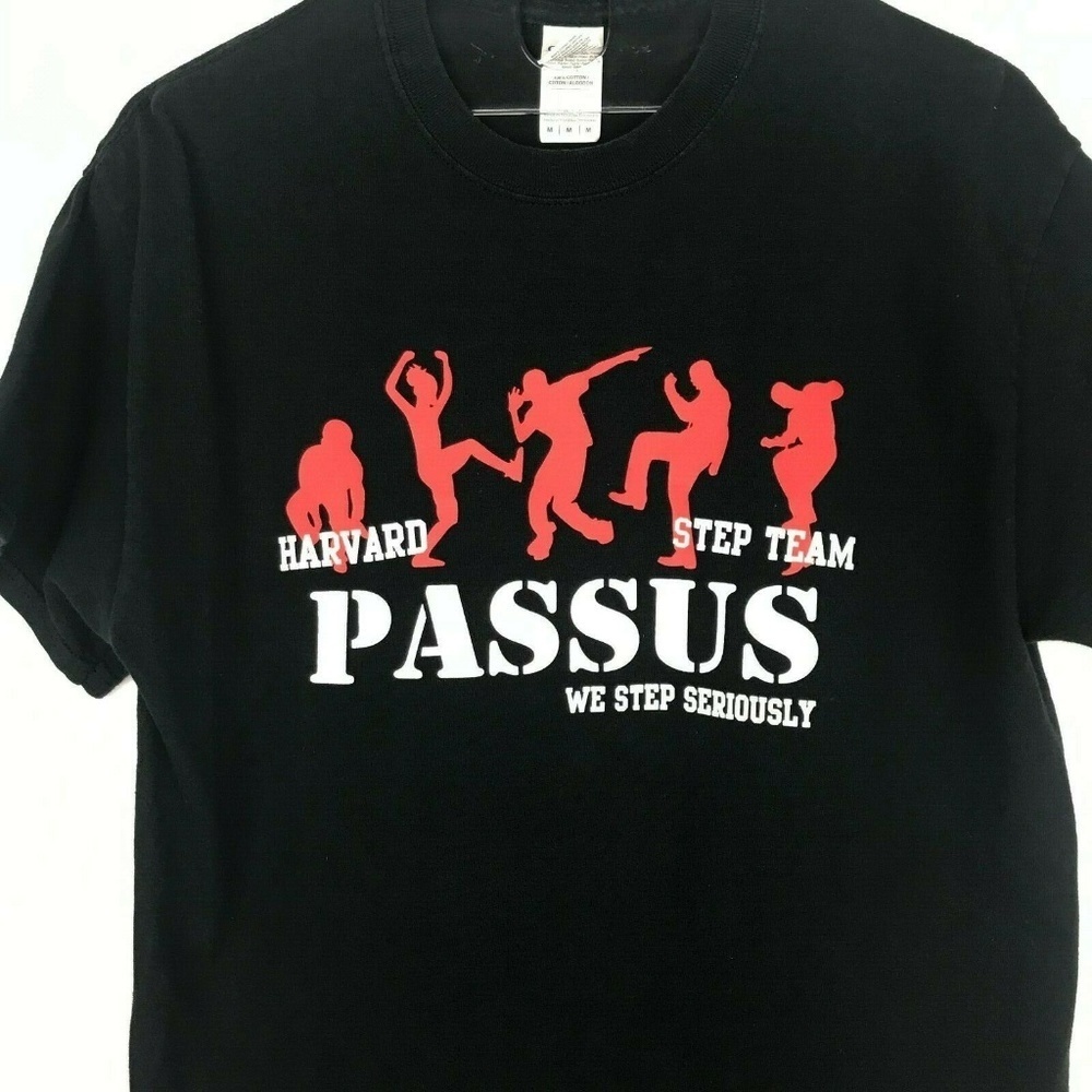 Harvard University Passus Step Team T-Shirt Medium
